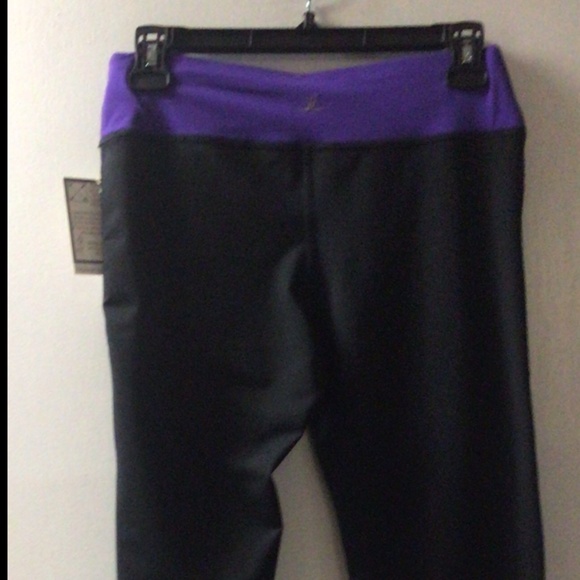 🌟Cropped 7/8 Athletic Pant-Purple - Picture 8 of 9